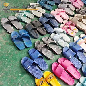 Chaussons décontractés d'occasion en gros pour hommes et femmes, avec tige en PU synthétique et semelle extérieure en caoutchouc, pour l'automne et l'hiver, en balles de chaussures usagées - Product Image 4