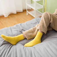 Chaussettes pantoufles super douces, épaisses, chaudes, en peluche, moelleuses, pour femmes, décontractées, pour dormir, confortables et douillettes