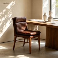 Chaise de salle à manger en cuir style Mid-Century Modern, capitonnée, marron tabac, pieds en bois massif, sans accoudoirs, pour salle à manger