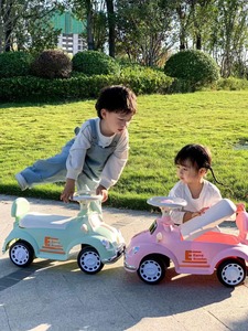 Hoogwaardige vintage kinder scooters Twister auto, een 1-3 jaar oud yo-yo fietsje met lichten en muziek voor een vierwielrijauto - Product Image 6