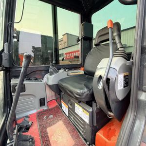 Mini Excavadora Usada en Japón de 4 Toneladas, Kubota U40 de Segunda Mano, Miniexcavadora Pequeña Kubota U40 U55 U35 para Granja con EPA - Product Image 6