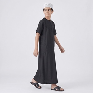 Offre Spéciale : Qamis Garçon Musulman Couleur Unie, Thobe à Manches Courtes, Kaftan, Robe Islamique Arabe pour Enfants, Abaya Layyin - Product Image 2
