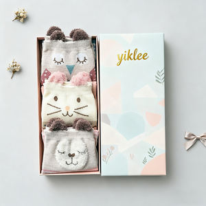 Boîte cadeau personnalisée en matériau recyclé pour chaussettes, ensemble d'emballage pour chaussettes d'enfants, boîte en papier pour leggings et chaussettes - Product Image 1