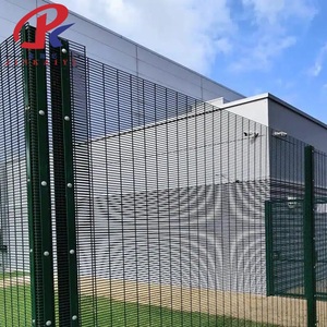 Ventes directes d'usine 358 Clôture en treillis métallique Anti-escalade Vision claire Clôture de garde-corps de <span class=keywords><strong>ferme</strong></span> à vendre - Product Image 1