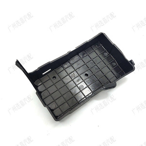 Plaque inférieure de boîte à batterie Puluoli 31521-T5A-000, protection contre la poussière en plastique pour Honda City Fit CR-V Vezel - Product Image 3