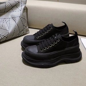 Zapatillas Deportivas de Plataforma con Cordones de Lona de Diseño de Lujo para Hombre y Mujer, Zapatillas Deportivas Ligeras de Verano en Blanco y Negro con Estampado de Grafiti - Product Image 5