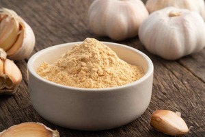 Poudre d'ail blanc déshydratée en vrac |   Poudre d'ail séchée de qualité supérieure pour la transformation alimentaire - Product Image 6