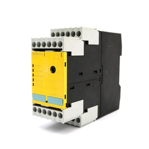 รีเลย์นิรภัย PLC วงจรใหม่ โมดูลพลังงาน PLC เซ็นเซอร์ตรวจจับระยะใกล้ 3TK2828-1BB40 ของ Siemens - Product Image 2
