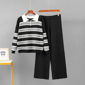 Ensemble deux pièces décontracté et élégant pour femme : pull rayé en maille respirante à col revers et pantalon large - Product Image 1