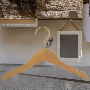 Cintres à pantalons en <span class=keywords><strong>bois</strong></span> avec crochet pivotant 360 jupes antidérapantes et pinces pour l'espace de magasin - Product Image 4