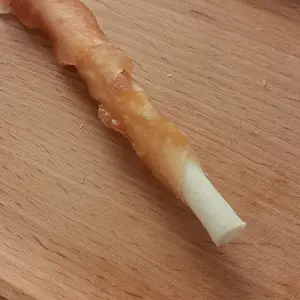 High Quality Dry Meat Chicken Wrapped Rawhide Roll Sticks Pet Food Dried Chicken For Dog Food Natural Healthy Chicken Dog Treats