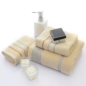 OEM Luxury Bathroom 3pcs Plain Super Bath Towel Set Soft 100% Cotton Hotel Towel