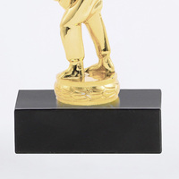 Meilleure vente : Trophée en plastique doré pour le judo, la lutte libre et les arts martiaux, avec base en marbre noir DL09
