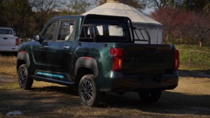 Pick-up électrique YL haut de gamme à faible vitesse - Moteur 4000-5000W - Autonomie 101-200 km - Zéro émission pour les stations balnéaires et les campus - Product Image 5