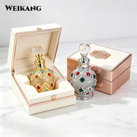 Boîte cadeau personnalisée, flacon d'attar de 10 ml, flacon d'huile de parfum arabe de luxe, orné de bijoux, flacon d'oud avec bâtonnet applicateur en verre, service tout-en-un