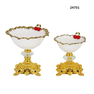 Luxe Rode Kersen Ronde Keramische Fruitslakom Met Metalen Voet Voor Huisdecoratie Of Servies - Product Image 1
