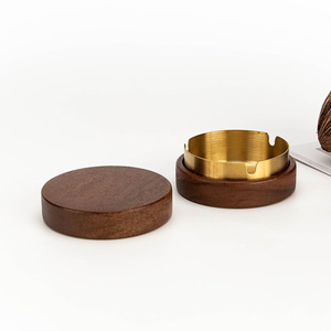 Cenicero de Madera con Tapa para Fumadores, Revestimiento de Acero Inoxidable, Resistente al Viento, Duradero y Fácil de Limpiar - Product Image 5