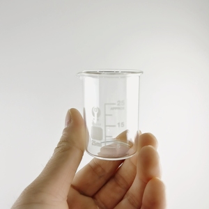 बीकर 5 10000ml कम फार्म क्वार्ट्ज ग्लास <span class=keywords><strong>OEM</strong></span> कुंजी टुकड़ा स्वीकार कंटेनर तापमान मूल शब्द डिग्री जगह मॉडल आवेदन - Product Image 4