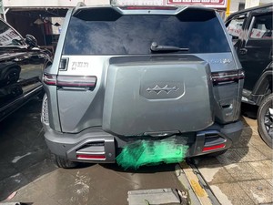 Fangchengbao Tai 3 2025, Auto Usado, 501 km, Tracción Trasera, Pintura Original de Fábrica de Alta Calidad, Volante a la Izquierda, Sin Accidentes de Tráfico, Color Titanio - Product Image 5
