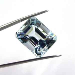 Piedra preciosa facetada Octágono blanco nieve aguamarina natural 41,00 Cts 6,5 MM fractura llena - Product Image 4