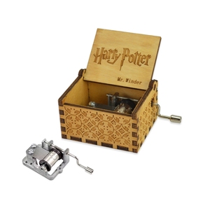 Caja <span class=keywords><strong>de</strong></span> Música Mecánica Personalizada <span class=keywords><strong>de</strong></span> 18 <span class=keywords><strong>Notas</strong></span> a Manivela con Canciones Propias, Elegante y Popular - Product Image 2