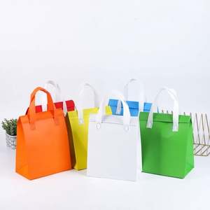 Sac isotherme portable réutilisable en PP non tissé avec feuille d'aluminium pour livraison de café et de repas, petit sac à emporter motif lettre - Product Image 1