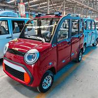 Nouveau véhicule électrique quatre roues entièrement fermé, simple et élégant, idéal pour les trajets quotidiens
