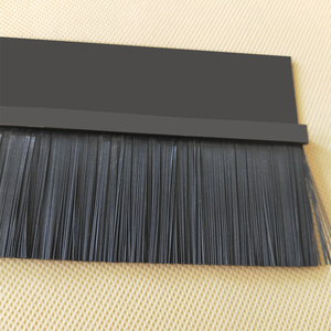 Striscia spazzola passante per cavo - Product Image 3