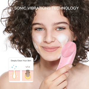 Escova de Limpeza Facial Pritech Nova, Ultrassônica de Silicone com Vibração, Massageadora, à Prova D'água e Recarregável - Product Image 3