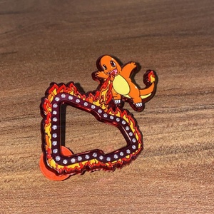 Al por mayor, nuevos pines para sombrero animados de elfo de béisbol con esmalte suave, estilo mexicano - Product Image 2