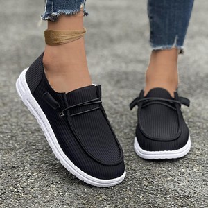 Mocassins en velours côtelé pour femmes, coupe décontractée, fermeture à cordon réglable, semelle légère et souple pour un usage quotidien et décontracté - Product Image 2