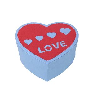 Caramelo de lujo en forma de corazón <span class=keywords><strong>Precio</strong></span> razonable <span class=keywords><strong>Pastel</strong></span> duro para regalo de boda Logotipo personalizado Varias especificaciones Caja de papel - Product Image 2