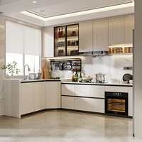 Armoires de cuisine modernes Santopova en laque beige avec porte en verre et éclairage LED