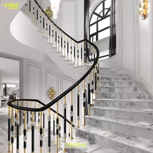 Rampe d'escalier en laiton de luxe, balustrade décorative