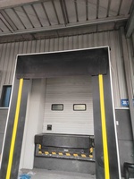 Abri de stationnement mécanique à coussin d'air pour conteneurs de stockage frigorifique en entrepôt
