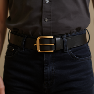 Fibbia per cintura ILAN 4 cm in pelle nera tono oro 1 pz - Product Image 2