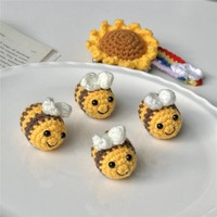 Porte-clés en crochet fait main DIY, mini pendentifs, breloques pour sacs à main, cadeaux, vente en gros, succès commercial