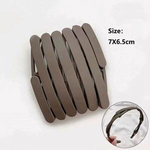 Portable Folding Plastic Butterfly Hair Band Women Solid Color Non-Slip Korean Face Wash Girls Travel Hair <b>Accessories</b> - Product Image 3