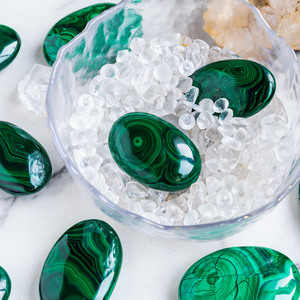 Pietre di Malachite Naturale YINGLAI all'Ingrosso, Cristalli a Tema Amore per Guarigione e Benessere - Product Image 2