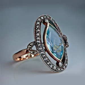 Anello Elegante Placcato in Oro Rosa con Zirconi, Gioiello Moderno per Uso Quotidiano Femminile - Product Image 1