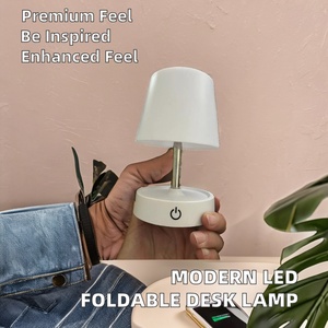 Lámpara de Escritorio LED RGB Moderna, Plegable, con Pantalla de Metal Cromado Negro, Control Táctil, Funciona con Batería, para Oficina, Hotel o Dormitorio - Product Image 4