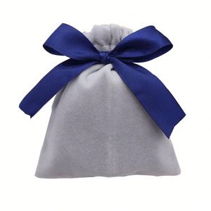 Sacs à cosmétiques en velours noir de luxe 7*9cm avec cordon de serrage, pochettes d'emballage cadeau en velours, logo personnalisé, recyclables, pour rouges à lèvres - Product Image 3