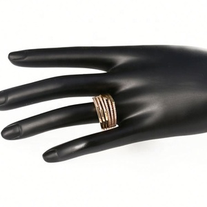 Anillo de Compromiso y Boda con Circonita Cúbica, Joyería de Moda, Diseño de Corazón, Chapado en Oro, para Regalo, Fiesta, Aniversario - Product Image 2