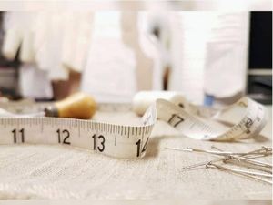 Regla Flexible Portátil de 60 Pulgadas/150 cm para Medir el Cuerpo, Herramienta de Medición de Ropa para Sastres, Precio de Fábrica al por Mayor - Product Image 5