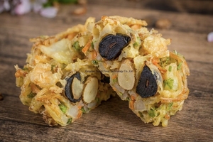 Темпура с черным чесноком и женьшенем, с премиальными ингредиентами внутри, в хрустящей панировке, замороженная, 30 г, бренд Tsukiji - Product Image 2