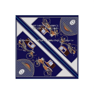 Sciarpa triangolare multifunzionale 60x135 cm con disegno a motivi per uso esterno - Product Image 2