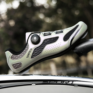 Chaussures de cyclisme respirantes en maille pour hommes, nouvelle collection été, semelles rigides pour vélos de route/VTT - Product Image 1