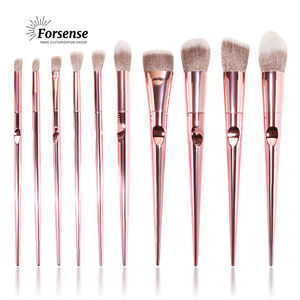Ensemble de pinceaux de maquillage métalliques or <span class=keywords><strong>rose</strong></span> 10 pièces de haute qualité pinceau de maquillage professionnel en gros pinceau synthétique haut de gamme permanent - Product Image 1