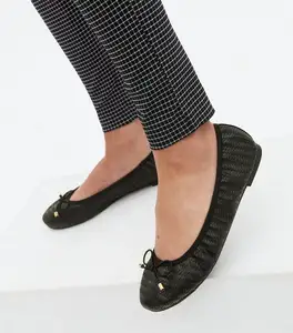 패션 아름다운 여성 중국 숙녀 폐쇄 발가락 좋은 산책 신발 플랫 신발 온라인