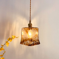 Lustre en verre et laiton de forme spéciale, style rétro ambre, avec lumière chaude pour salon et chambre à coucher